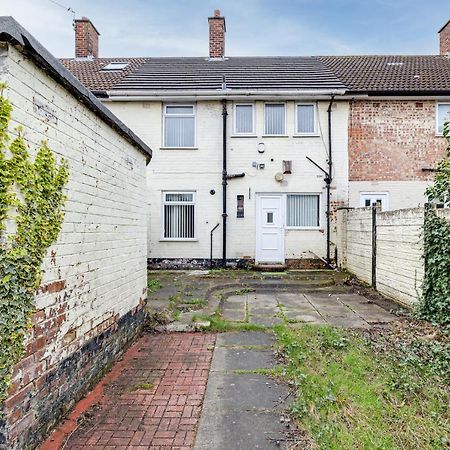 George Harrison'S Former 3Bed Home In Liverpool Speke Esterno foto