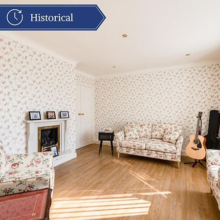 George Harrison'S Former 3Bed Home In Liverpool Speke Esterno foto