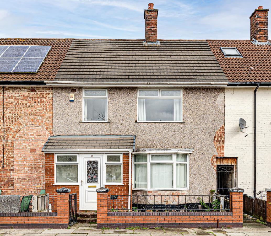 George Harrison'S Former 3Bed Home In Liverpool Speke Esterno foto